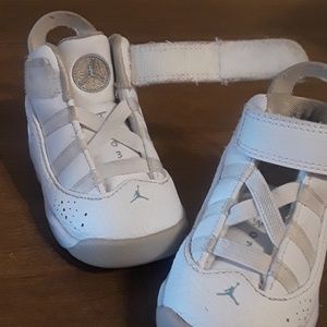 3/$18 INFANT ALL WHITE JORDAN TWOS SNEAKERS